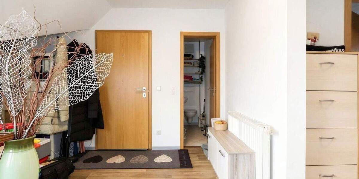 Etagenwohnung Pirna - 2 Zimmer, 68 m&sup2;, 115.000&euro; | Angebot:25209937