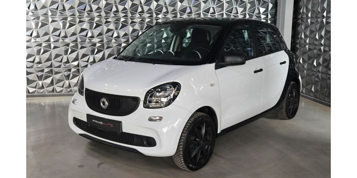 Smart ForFour 32.023 km 7.999 &euro; Dresden 01139