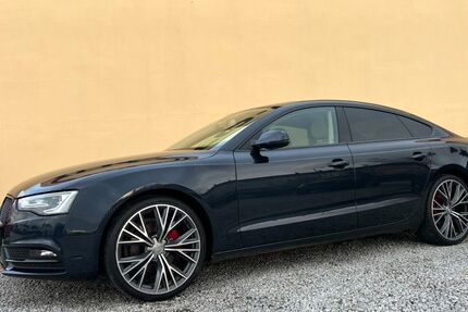 Audi A5 152.400 km 15.900 &euro; Dresden 01109