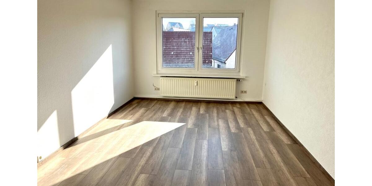 Etagenwohnung Klipphausen - 3 Zimmer, 60 m&sup2;, 390&euro; | Angebot:25551766