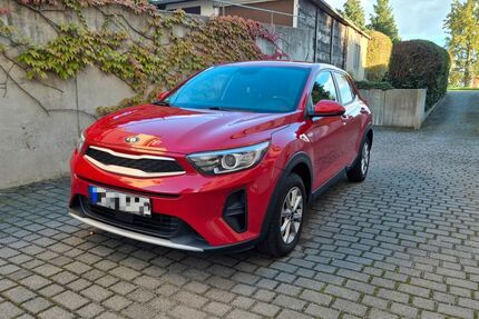 Kia Stonic 100.500 km 8.400 &euro; Dresden 01217