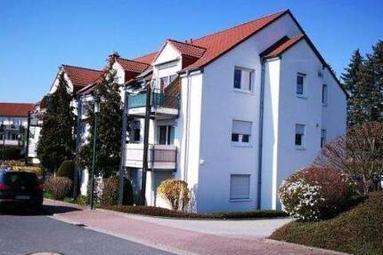 Helle freundliche FamilienWohnung 4 Räume mit 2 Balkonen und Stellplatz