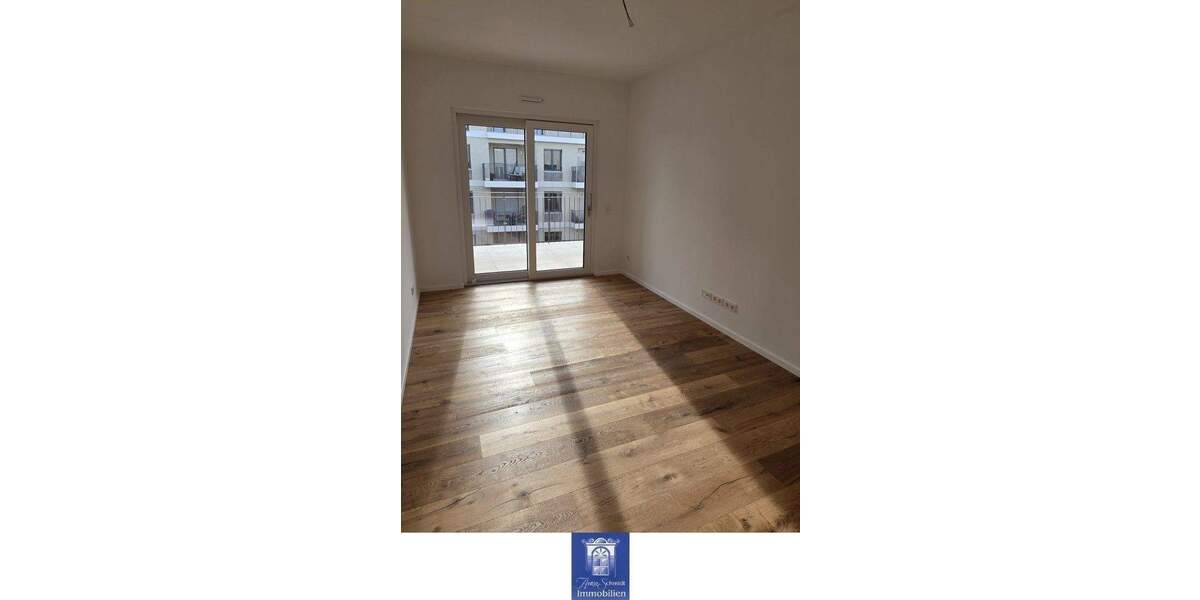 Barrierefreie Dachwohnung mit 2 Balkonen an der Elbe in beliebter HafenCity! Erstbezug! 3 zimmer