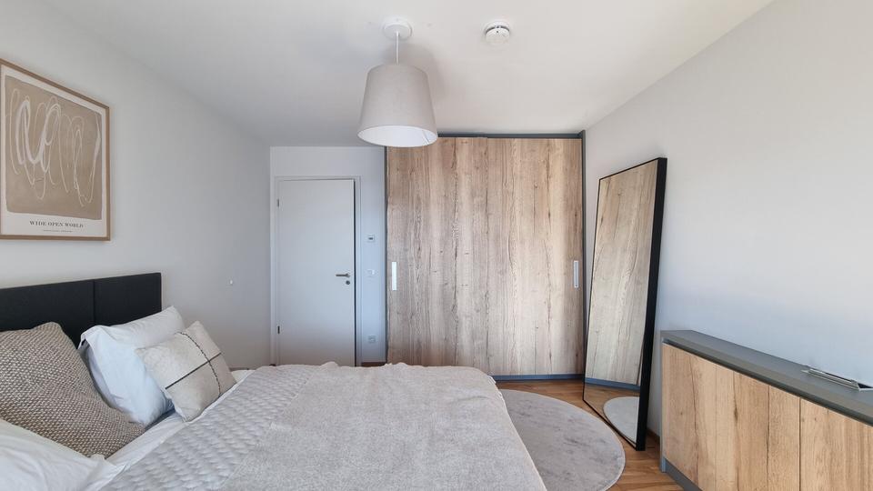 Etagenwohnung Dresden Neustadt - 2 Zimmer, 69 m&sup2;, 1.570&euro; | Angebot:26096786