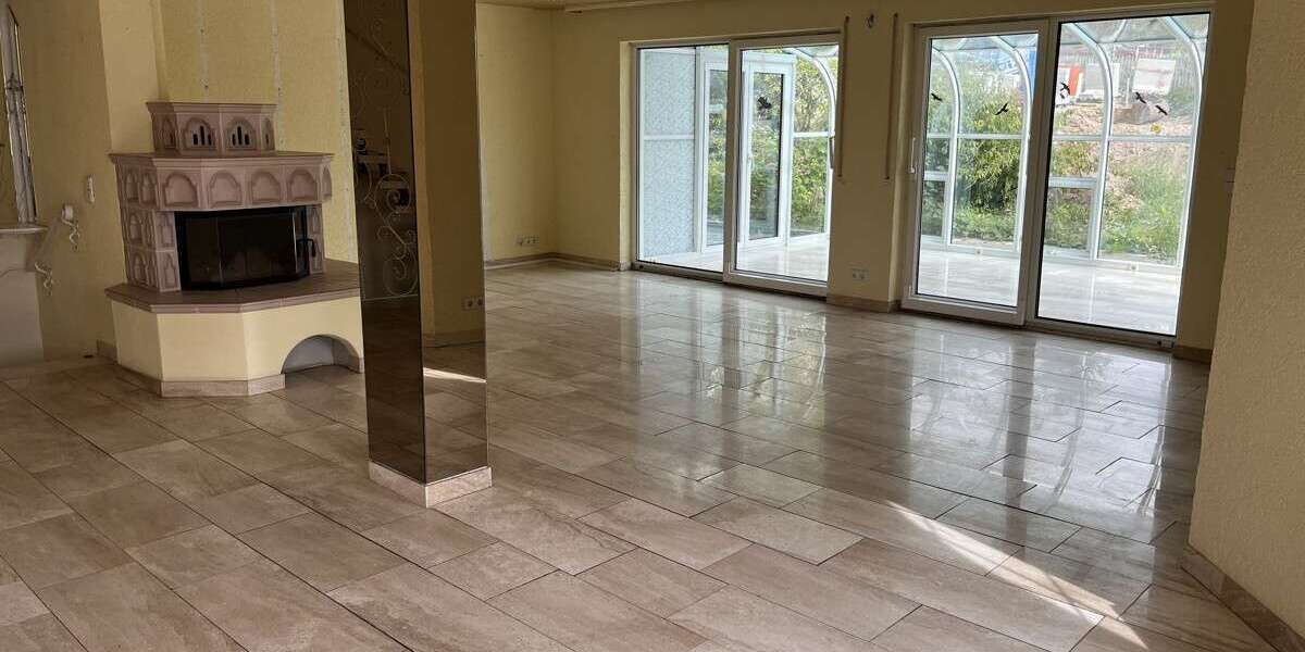 Einfamilienhaus Dresden Schönfeld-Weißig - 6 Zimmer, 249 m&sup2;, 400.000&euro; | Angebot:27398432