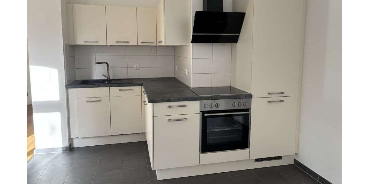 Etagenwohnung Großröhrsdorf - 4 Zimmer, 95 m&sup2;, 798&euro; | Angebot:25543177