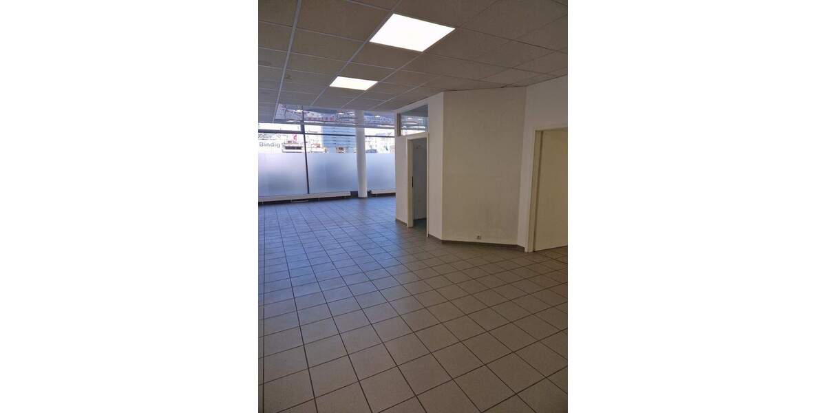 Gewerbeobjekt Dresden Pieschen-Süd - 9 Zimmer, 262 m&sup2;, 2.355&euro; | Angebot:25708883