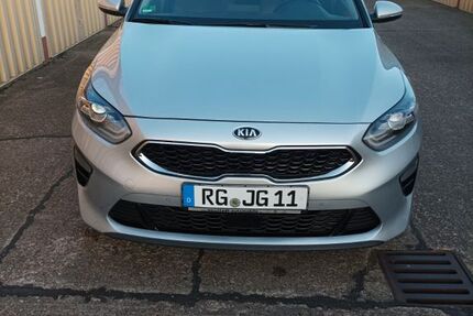 Kia ceed Sportswagon 64.000 km 14.200 &euro; Radebeul 01445