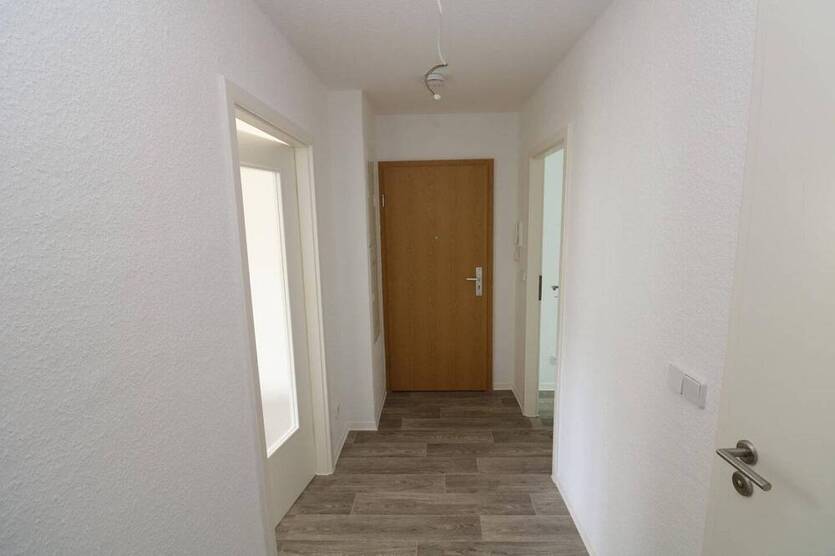 Verdammt ich lieb dich...3-RW mit Wanne u. Balkon!!!