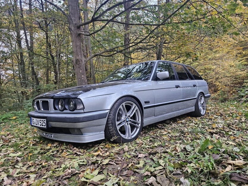 BMW 525 ix 267.000 km 9.000 € Meißen 01662