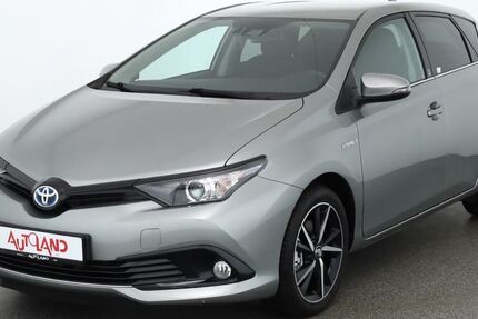Toyota Auris 49.951 km 16.990 &euro; Dresden 01239