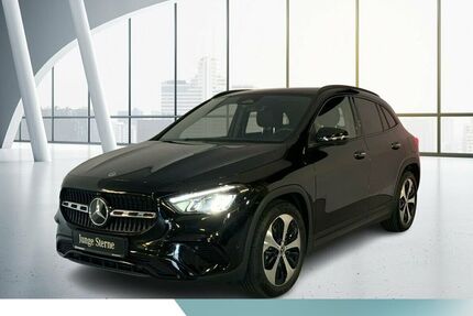 Mercedes-Benz GLA 180 10.698 km 36.980 &euro; Dresden 01239