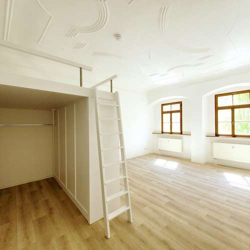 Wohnung zum Mieten in Freiberg 320 € 42.66 m²