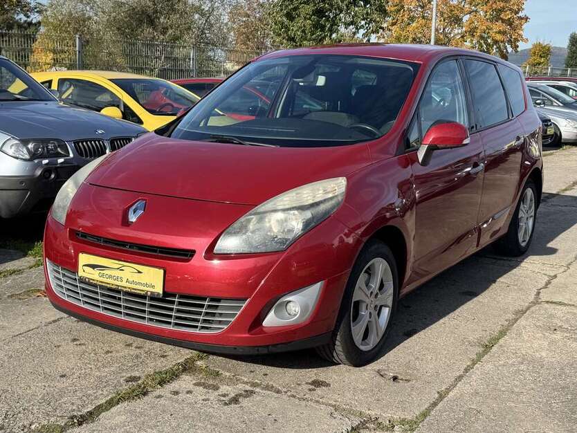 Renault Scenic 189.000 km 2.990 € Heidenau 01809