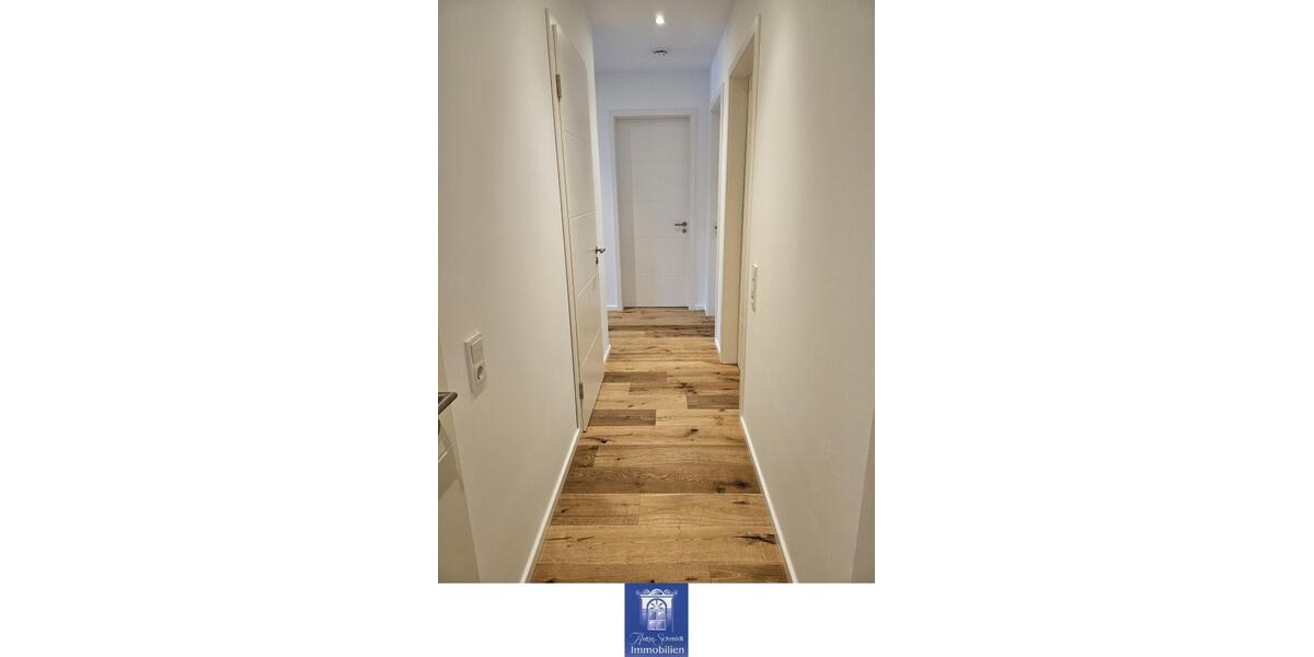 Etagenwohnung Dresden Neustadt - 4 Zimmer, 107 m&sup2;, 1.925&euro; | Angebot:26483004