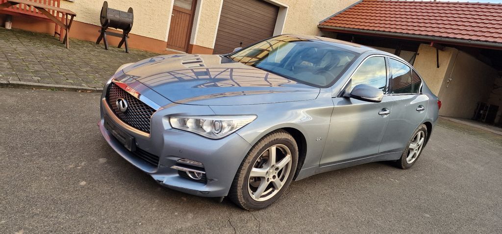 INFINITI Q50 165.000 km 5.000 € Dittmannsdorf 09629