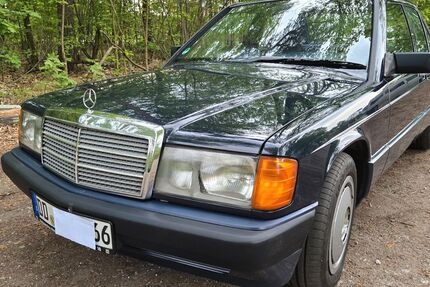 Mercedes-Benz 190 195.365 km 4.800 &euro; Dresden 01109