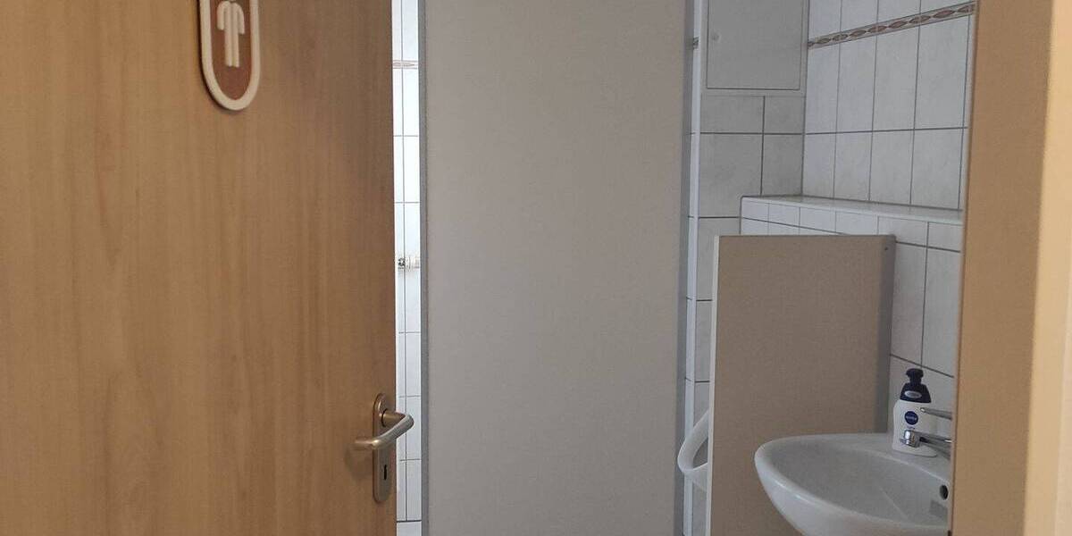 Gewerbeobjekt Meißen Vorbrücke - 4 Zimmer, 99 m&sup2;, 800&euro; | Angebot:25671062