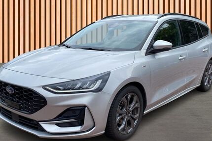 Ford Focus 13.272 km 21.980 &euro; Dresden 01328