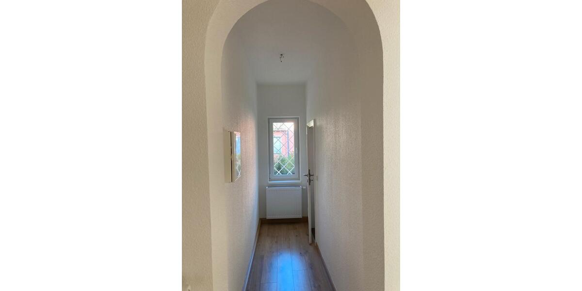 Hochparterre Dresden Loschwitz - 4.5 Zimmer, 140 m&sup2;, 1.700&euro; | Angebot:25918845