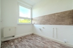 BALKON – WANNENBAD MIT FENSTER & WASCHMASCHINENSTELLPLATZ – LAUBEGAST