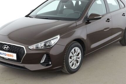 Hyundai i30 26.505 km 12.060 &euro; Dresden 01187