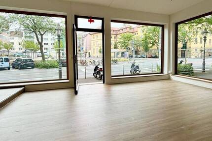 Frisch renovierte Büro-Praxisfläche in Würzburg...!