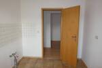Gemütliche 2-Zimmer-DachWohnung mit Laminatboden, separater Küche & Bad mit Dusche
