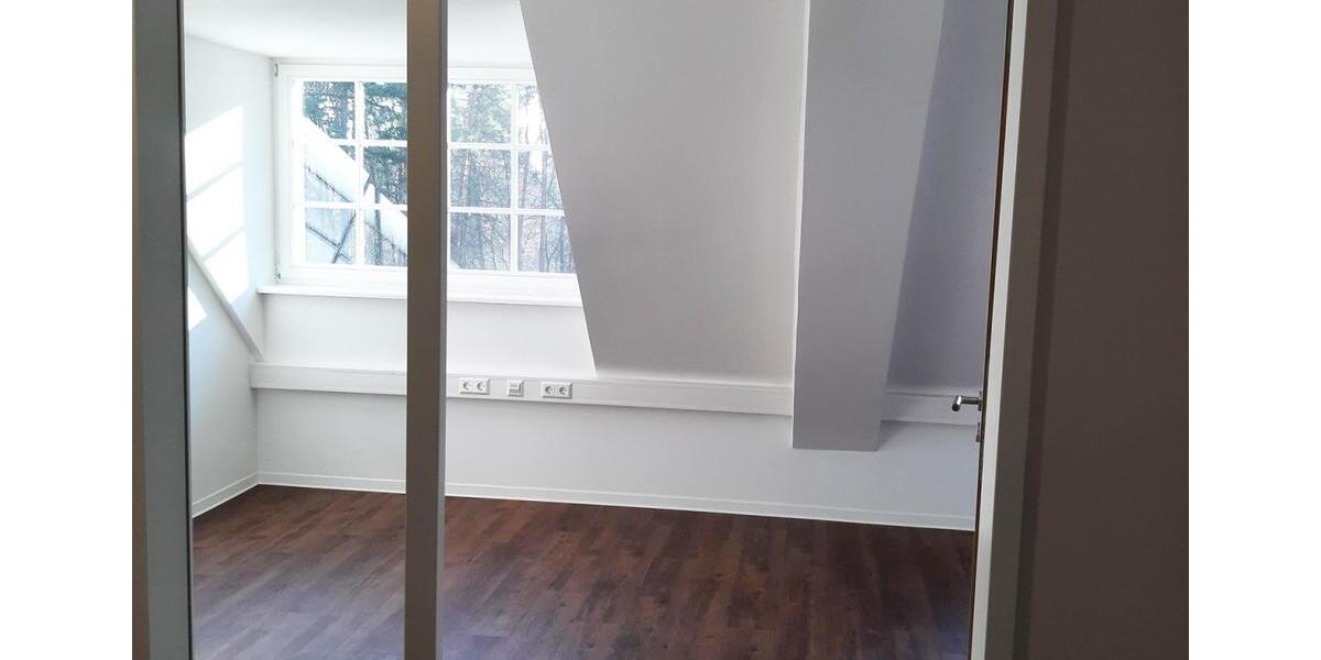 Gewerbeobjekt Dresden Klotzsche - 21&euro; | Angebot:25895226