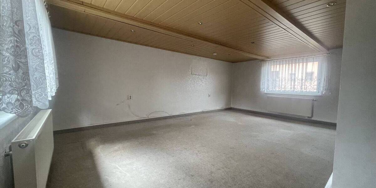 Einfamilienhaus Großröhrsdorf Hauswalde - 5 Zimmer, 133 m&sup2;, 120.000&euro; | Angebot:26787874