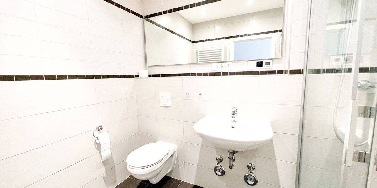 Etagenwohnung Dresden Äußere Neustadt - 2 Zimmer, 95 m&sup2;, 299.000&euro; | Angebot:24037350