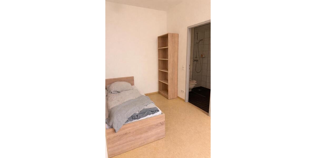 Erdgeschoßwohnung Dresden Neustadt - 1 Zimmer, 25 m&sup2;, 360&euro; | Angebot:25751120