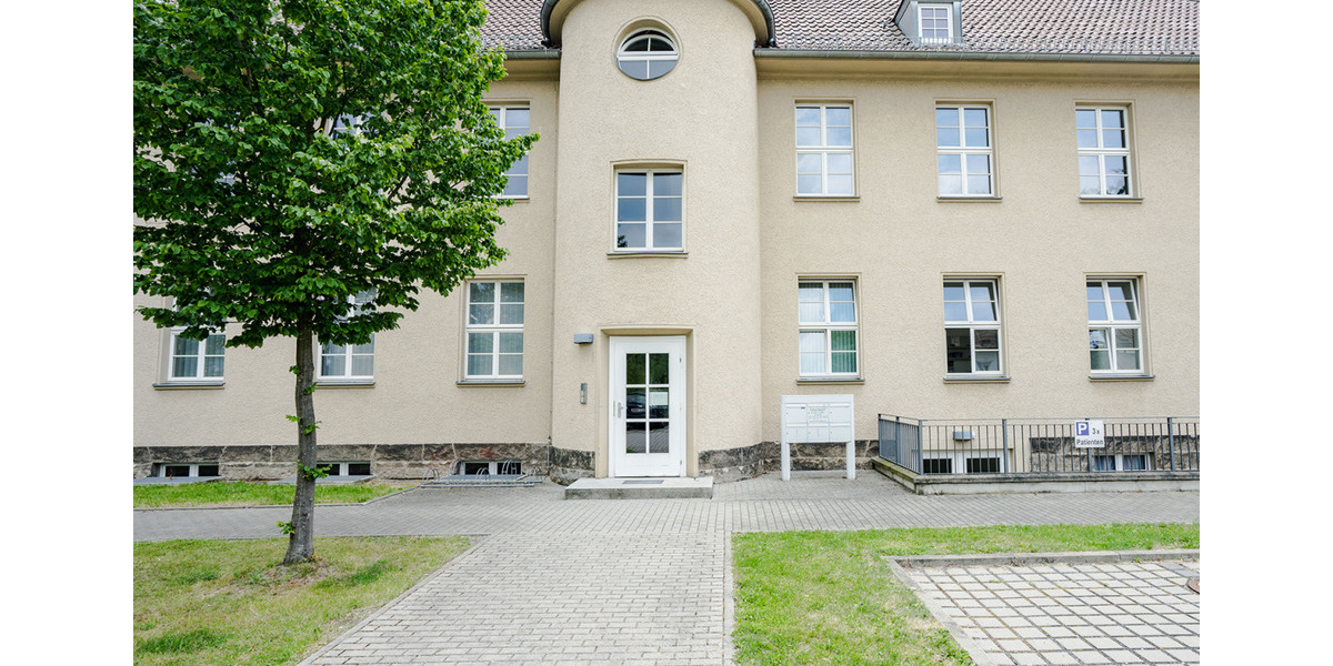 Gewerbeobjekt Dresden Klotzsche - 8&euro; | Angebot:26243227