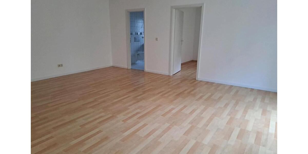 Etagenwohnung Meißen - 2 Zimmer, 69 m&sup2;, 110.000&euro; | Angebot:27253448