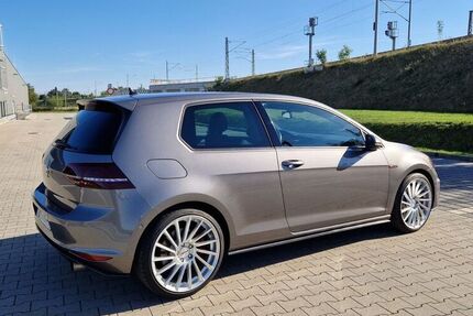 VW Golf