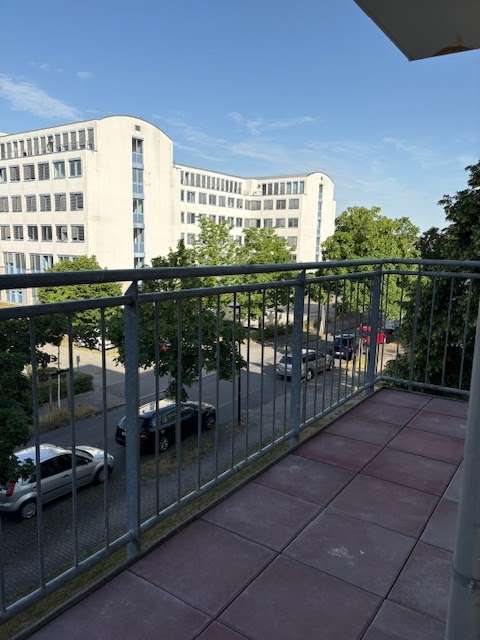 Wohnung zum Mieten in Dresden 423 € 49.59 m²