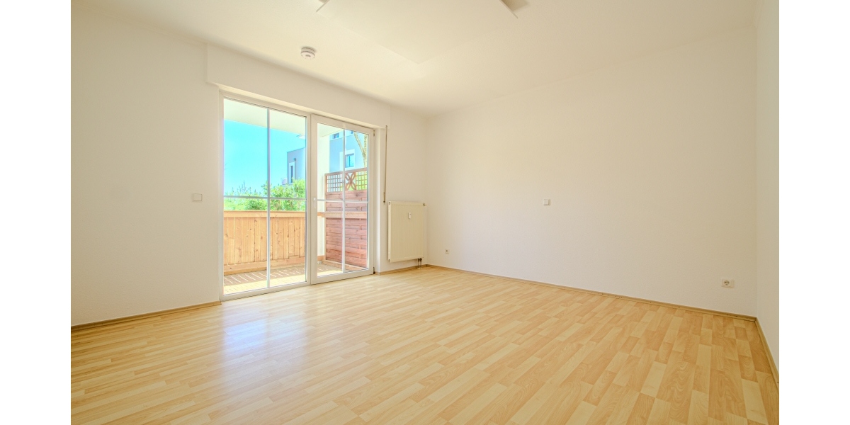 SUPER GRUNDRISS – BALKON – ROLLOS – WANNENBAD – EINBAUKÜCHE – TG-STELLPLATZ - Erdgeschoßwohnung Dresden Leubnitz-Neuostra | Angebot:26827248