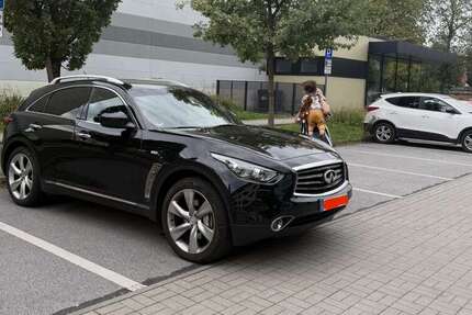INFINITI FX 140.000 km 14.500 &euro; Pirna 01796