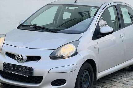 Toyota Aygo 100.000 km 1.799 &euro; Dresden 01257