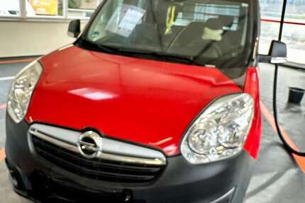 Opel Combo 151.214 km 7.700 &euro; dresden 01187