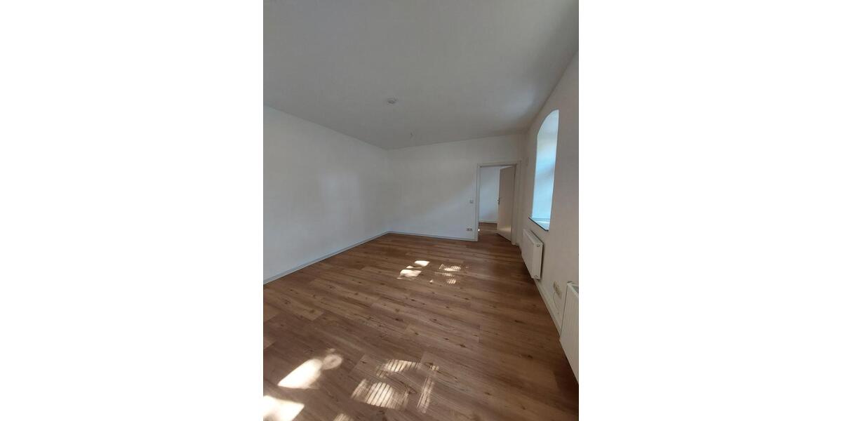 Etagenwohnung Großröhrsdorf - 3 Zimmer, 65 m&sup2;, 600&euro; | Angebot:25641786