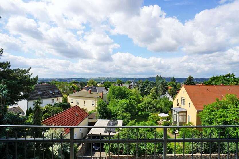 Wohnung zum Mieten in Radebeul 1.470 € 117 m²
