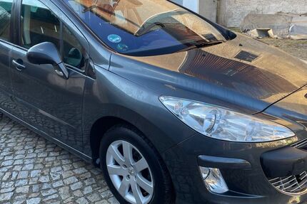Peugeot 308 45.801 km 3.900 &euro; Reinsberg 09629