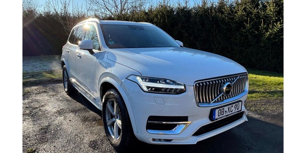 Volvo XC90 207.000 km 28.500 &euro; Dresden 01097