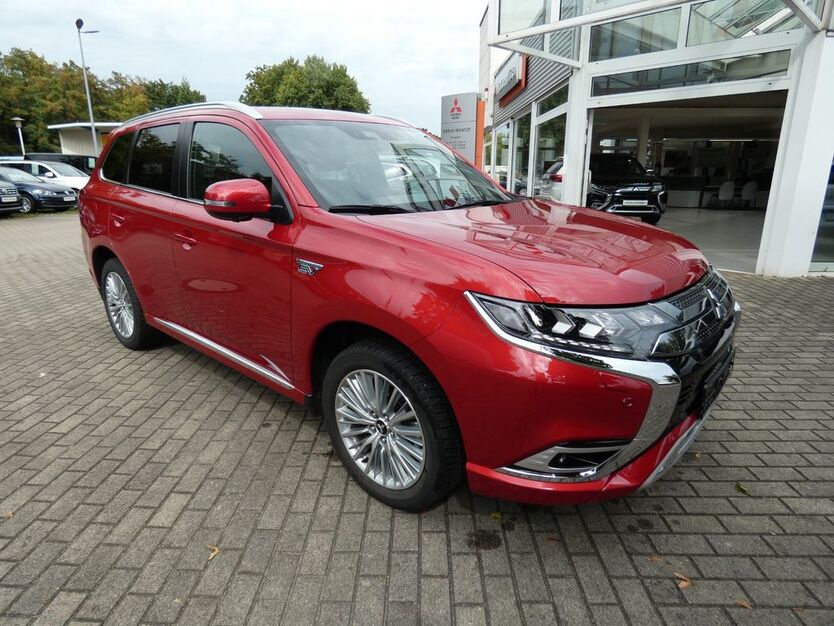 Mitsubishi Outlander 68.170 km 24.290 € Radebeul 01445