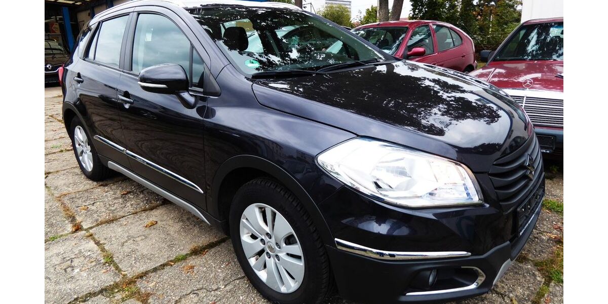 Suzuki (SX4) S-Cross 117.048 km 10.690 &euro; Dresden 01237