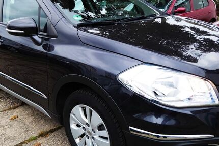Suzuki (SX4) S-Cross 117.048 km 10.699 &euro; Dresden 01237