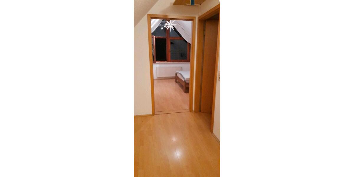 Dachgeschoßwohnung Dresden Klotzsche - 1 Zimmer, 50 m&sup2;, 680&euro; | Angebot:26168405