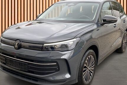 VW Tiguan 25.349 km 30.980 &euro; Dresden 01328