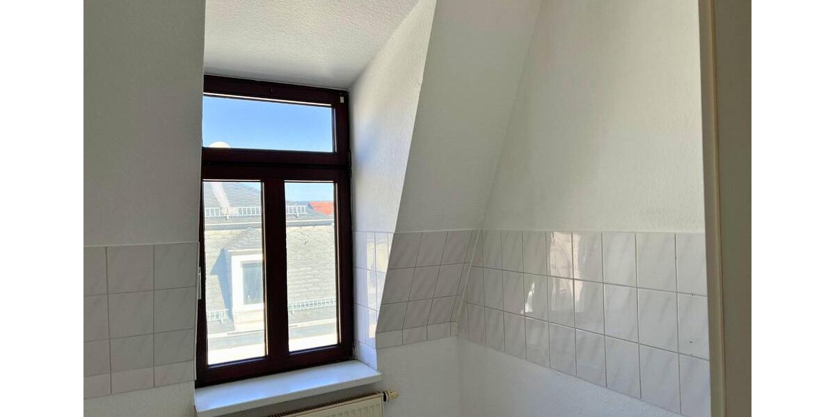 Dachgeschoßwohnung Dresden Neustadt - 3 Zimmer, 63 m&sup2;, 488&euro; | Angebot:26367379